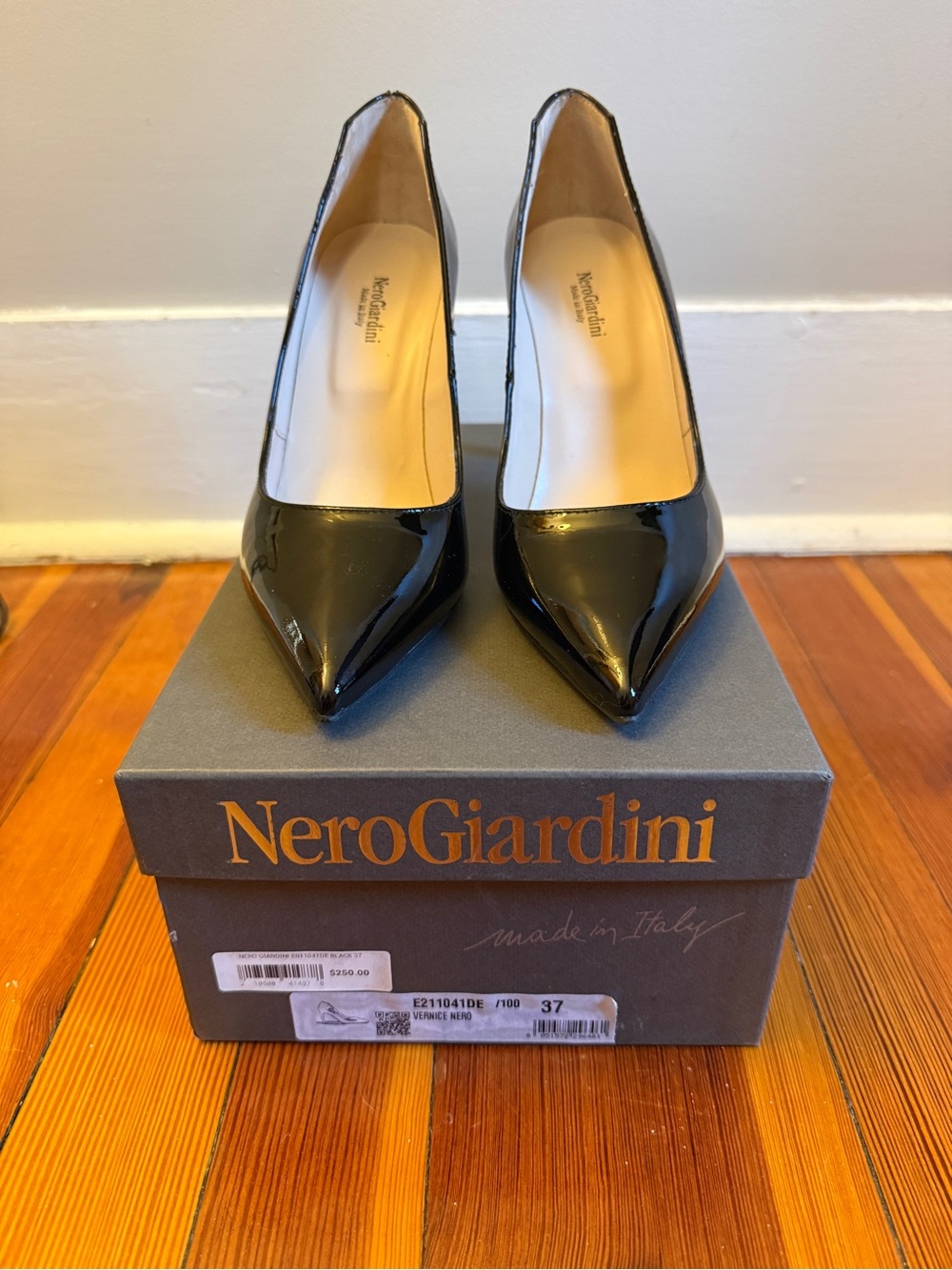 Nero Giardini Black Patent Pointed Pumps